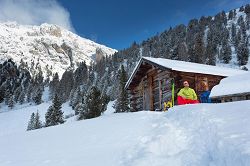 Villnösser Almhütten im Winter